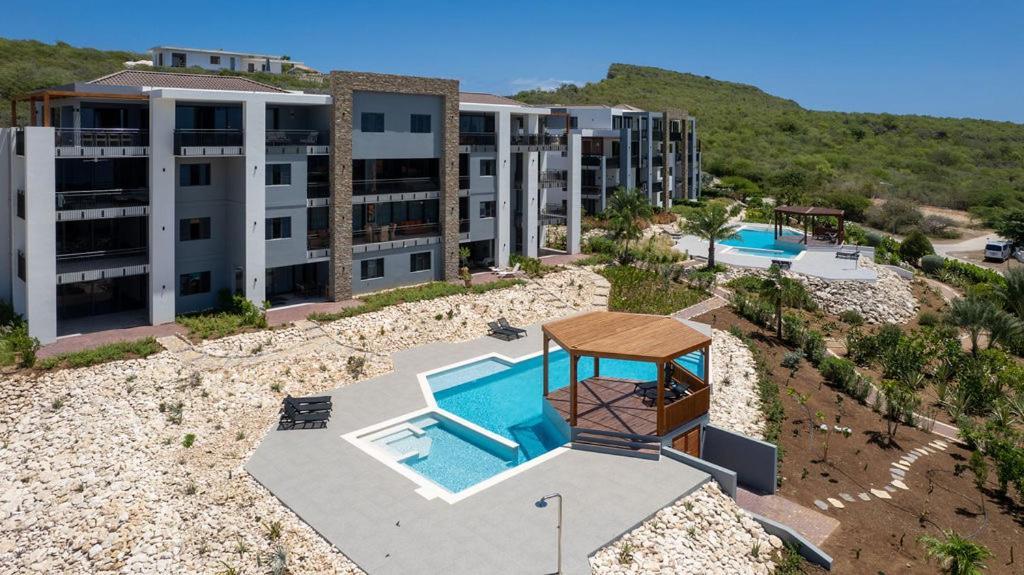 Coral Estate Ocean View Apartments Виллемстад Экстерьер фото