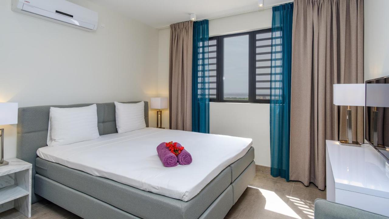 Coral Estate Ocean View Apartments Виллемстад Экстерьер фото